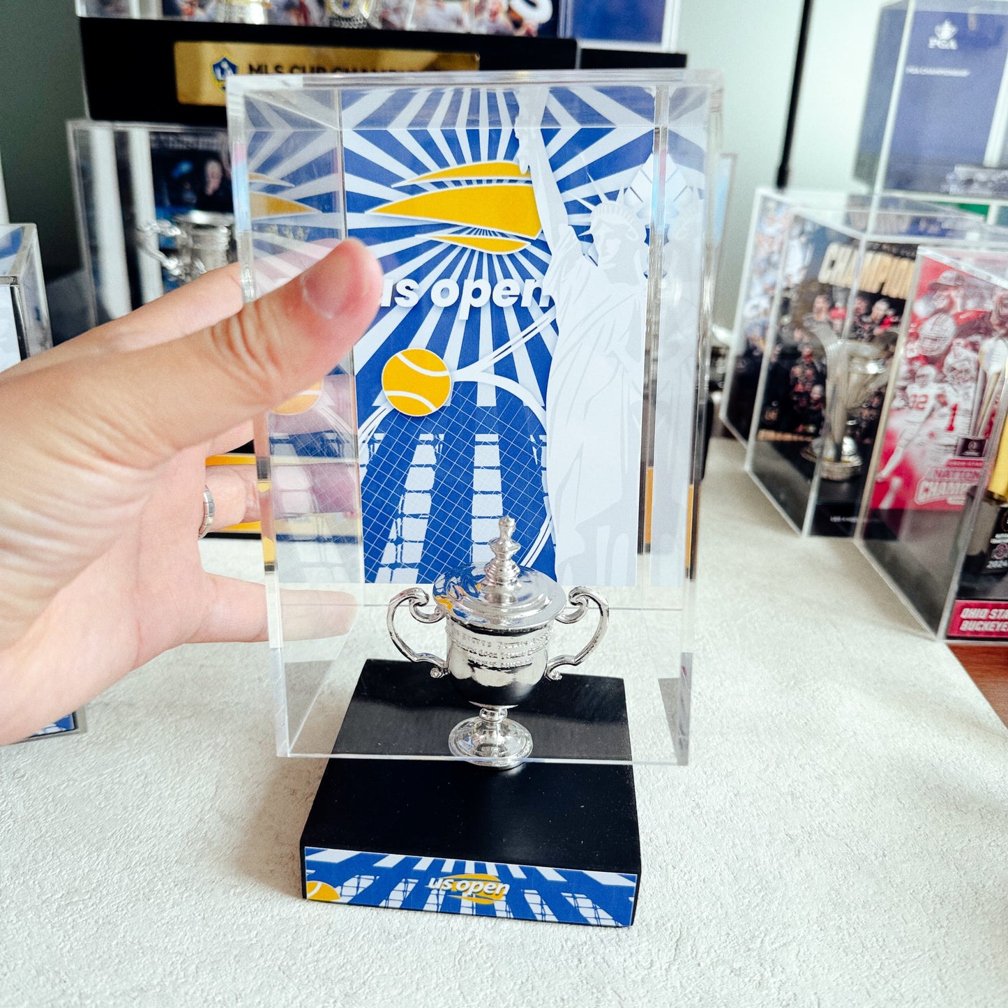 US Open Man‘s Open Tennis Trophy Display Case