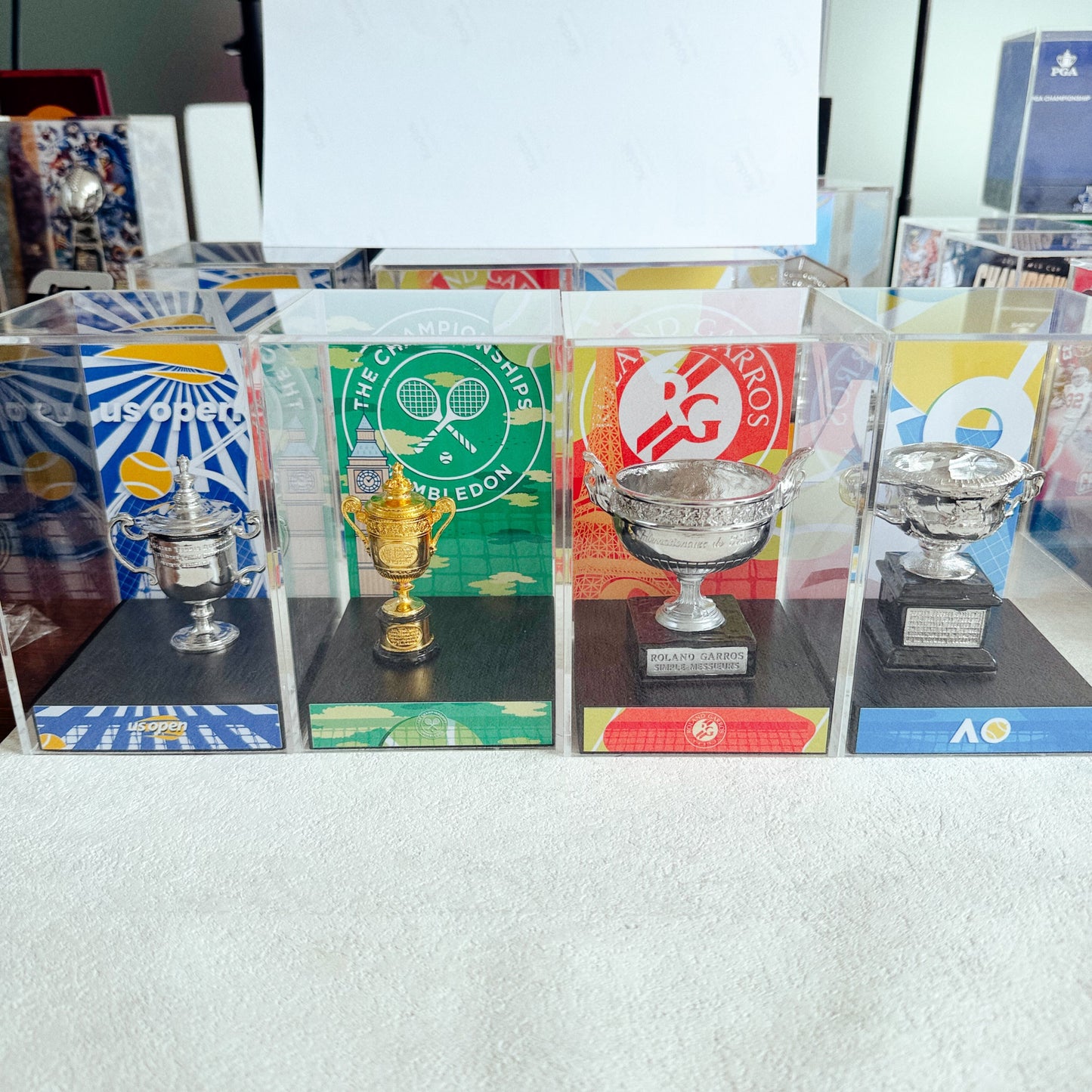 US Open Man‘s Open Tennis Trophy Display Case