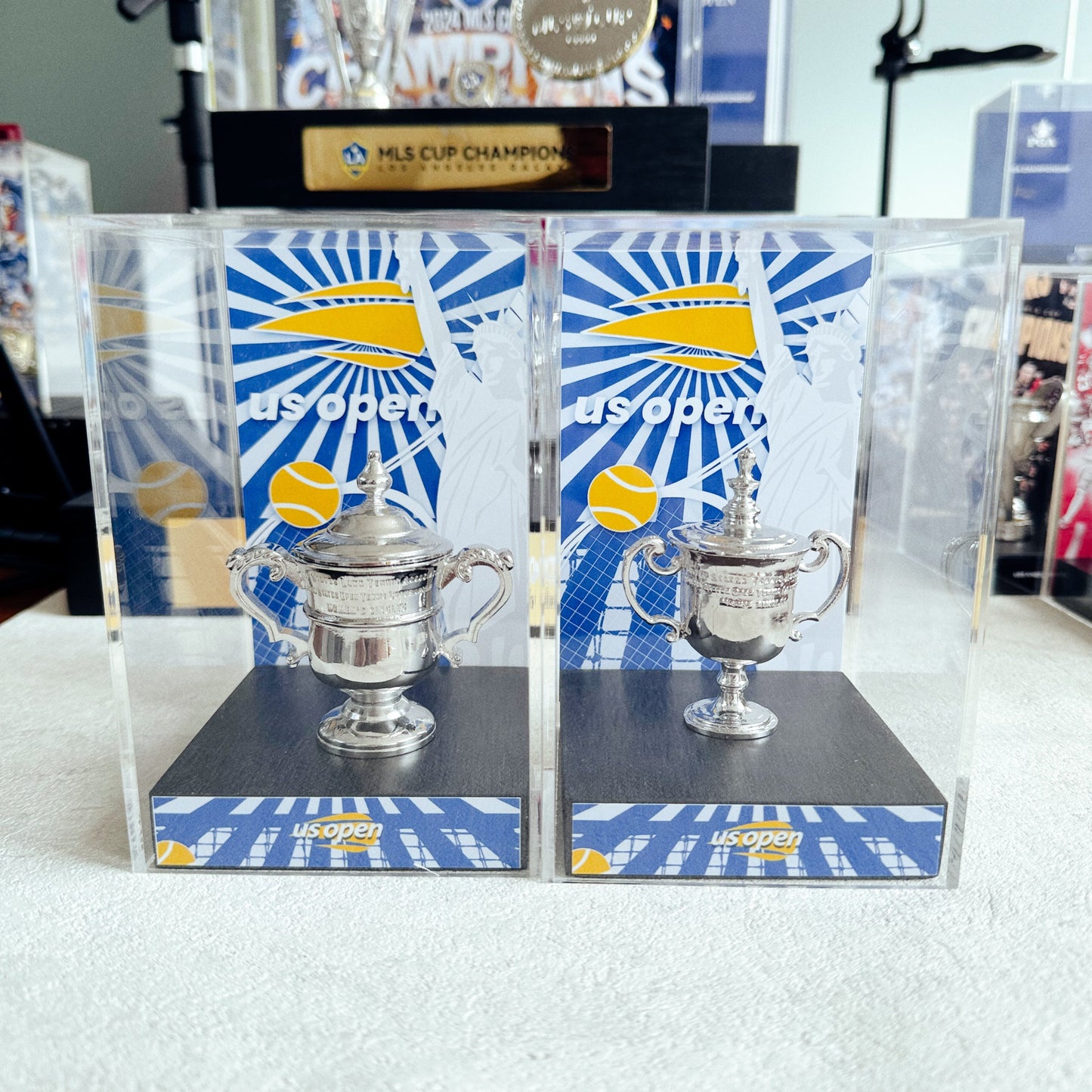 US Open Man‘s Open Tennis Trophy Display Case