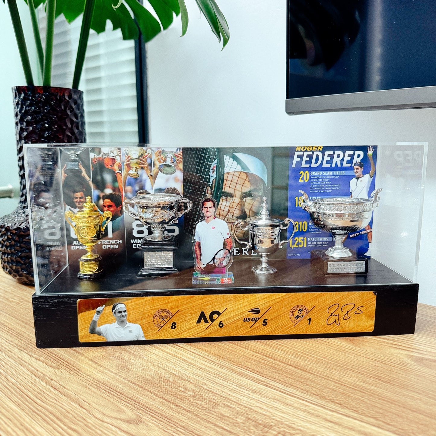 Roger Federer Tennis Grand Slam Display Case Metal Trophy Case