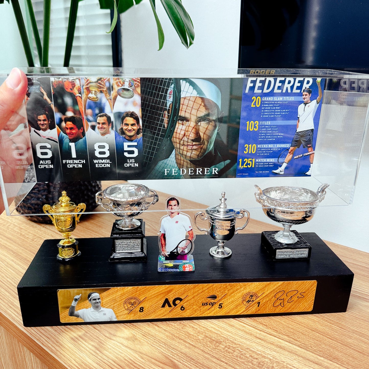 Roger Federer Tennis Grand Slam Display Case Metal Trophy Case