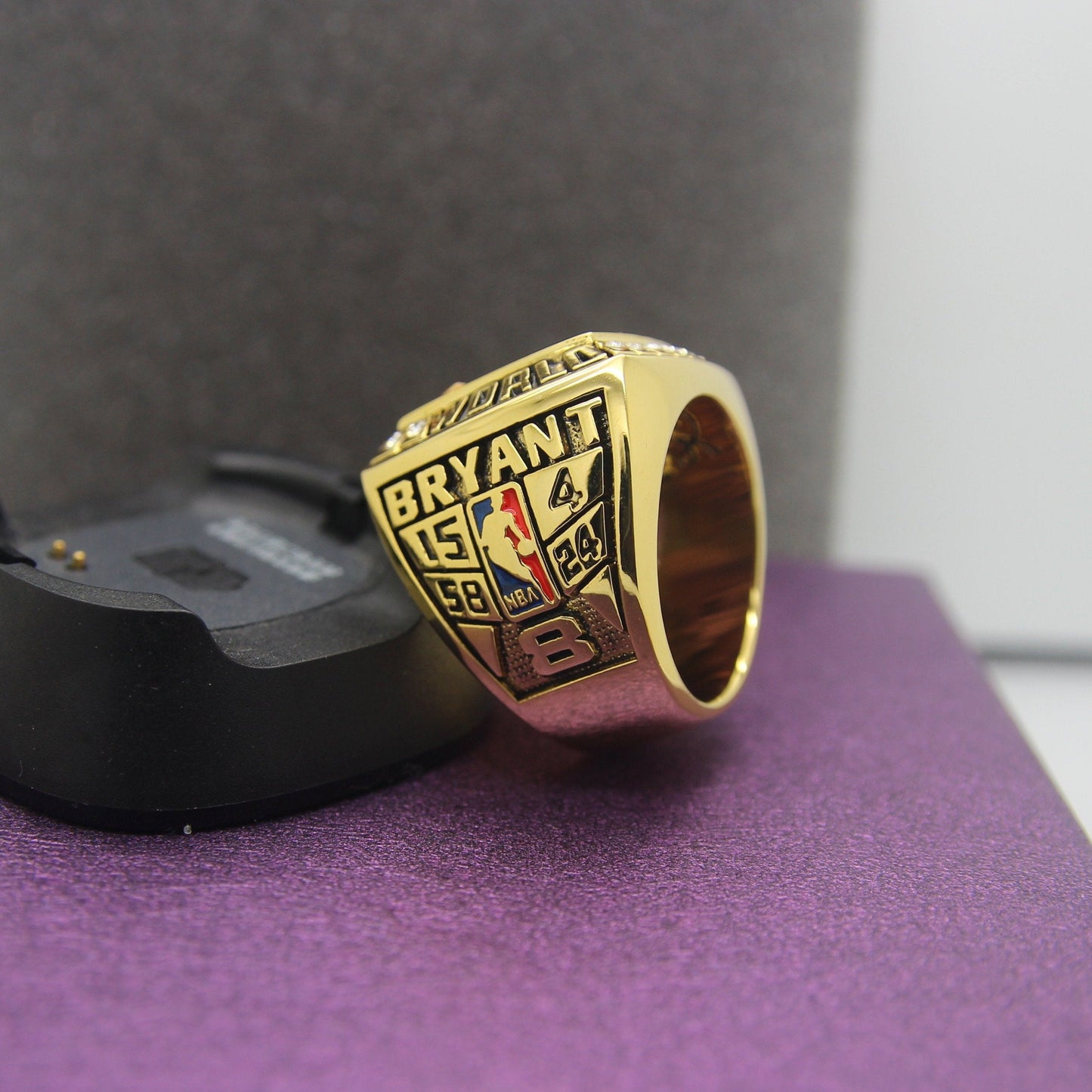 2002 Los Angeles Lakers Championship Ring - Premium Series