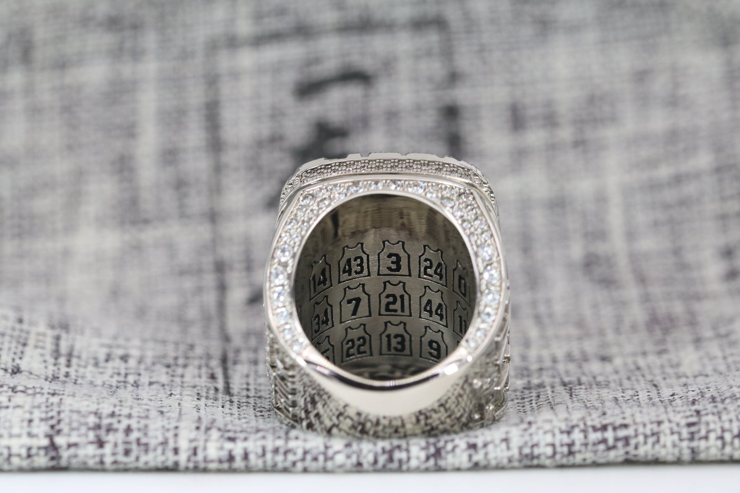 2021 Milwaukee Bucks Championship Ring - Premium Series