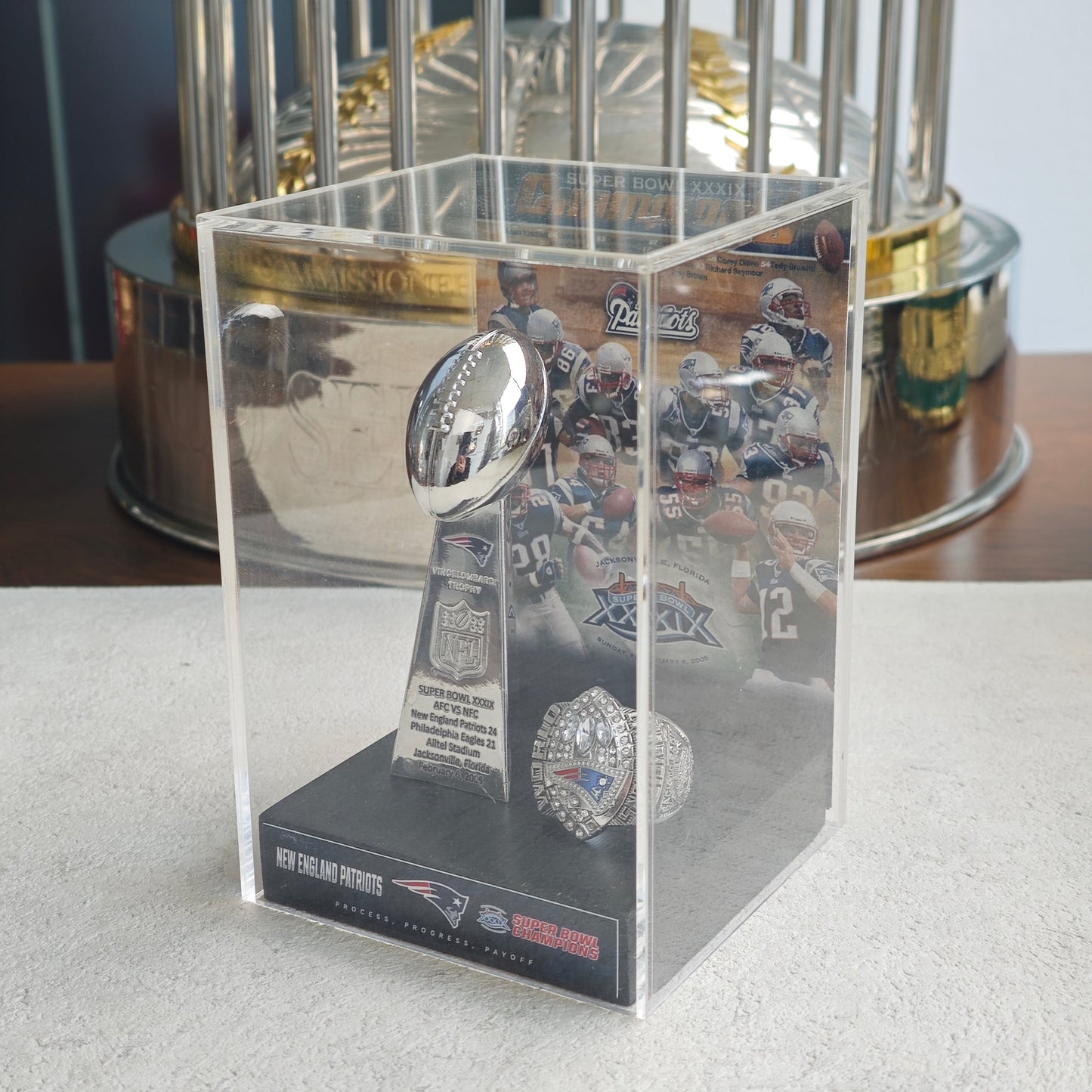 2005 New England Patriots Super Bowl XXXIX Championship Trophy Display Case