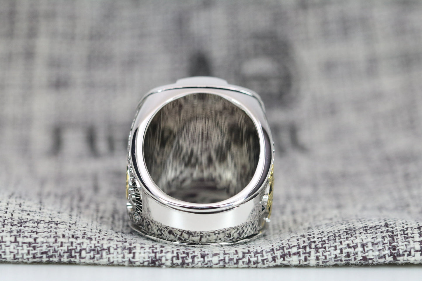2004 Tampa Bay Lightning Stanley Cup Ring - Premium Series