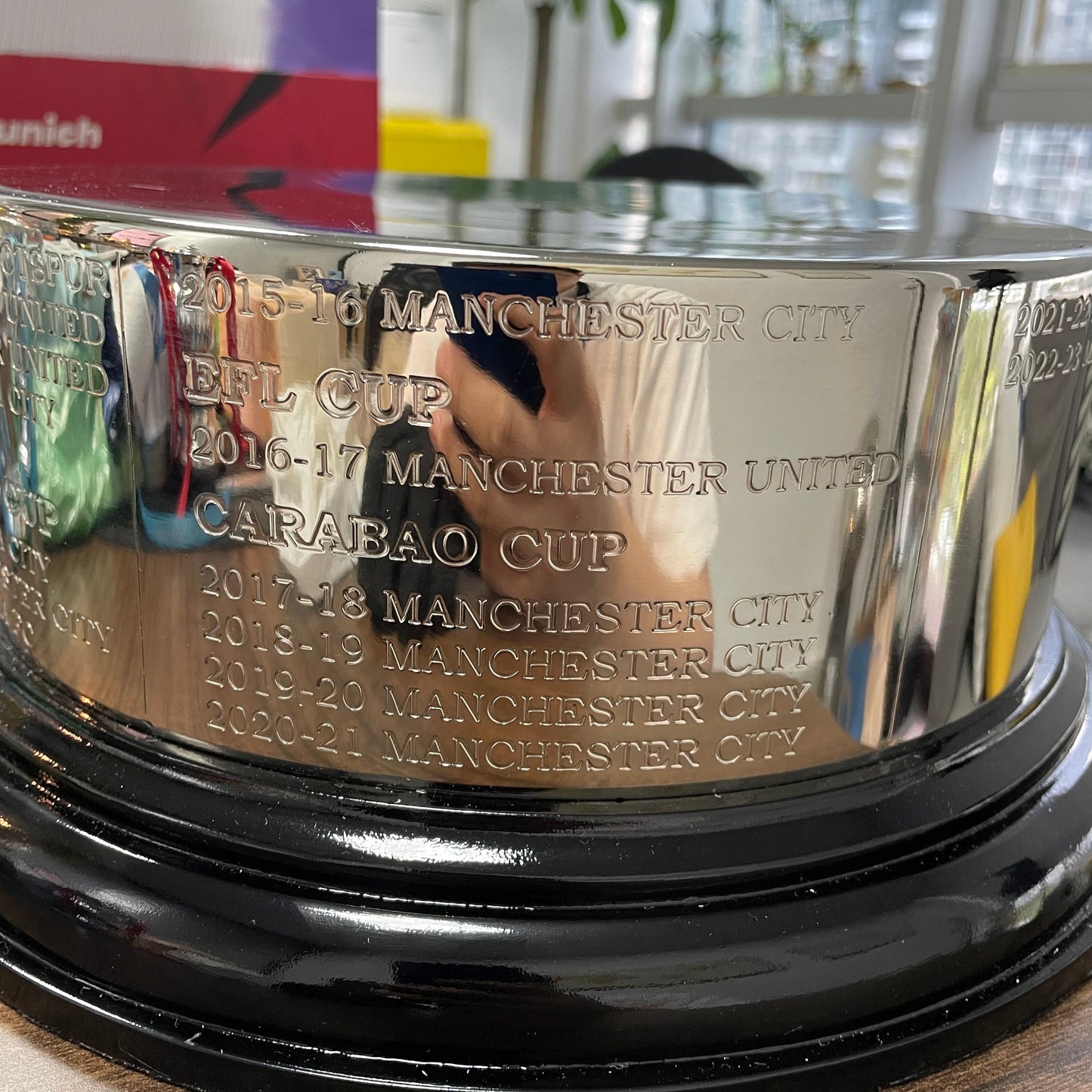 League Cup Carabao Cup Trophy(Only 42cm With 2024-25 Newcastle United  Engraved On the Base) )