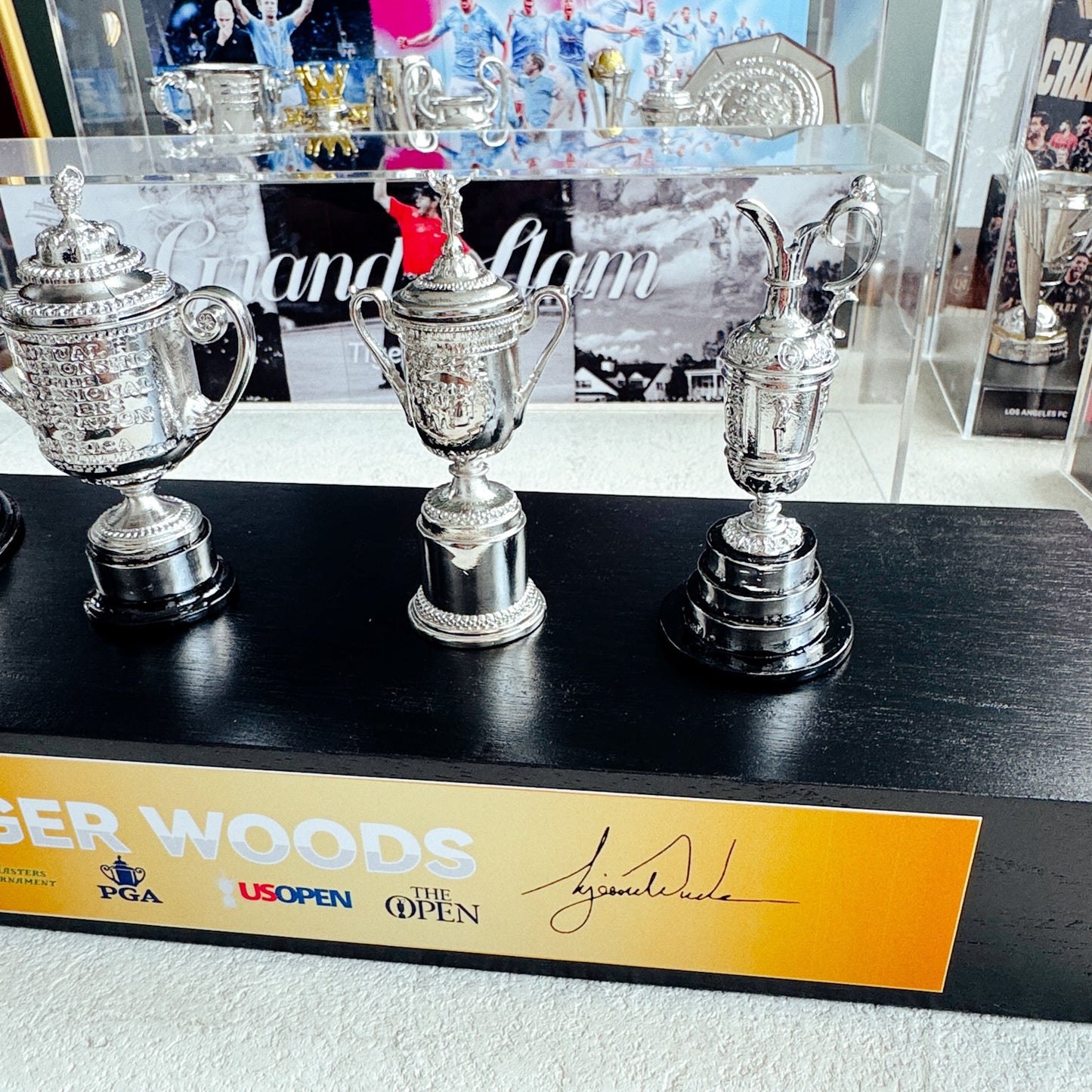 Tiger Woods Golf Grand Slam Trophy  Display Case[Trophies Included]
