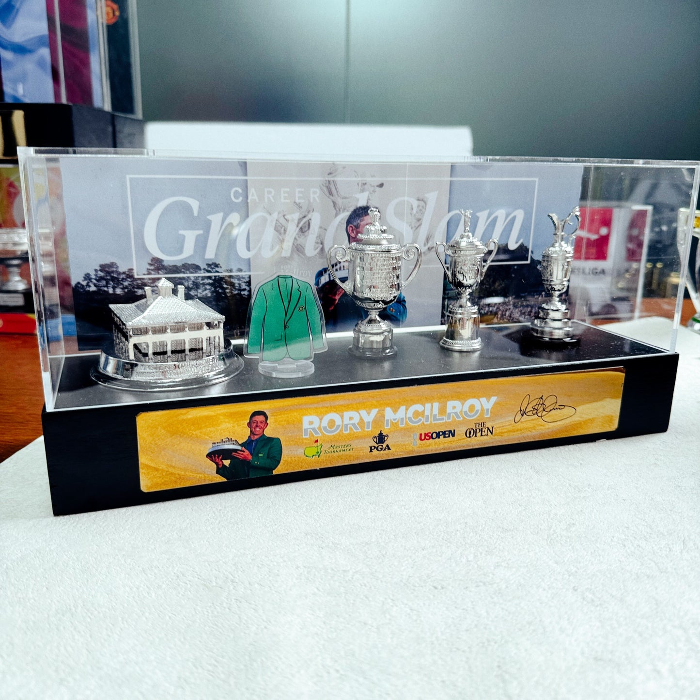 Rory McIlroy Golf Grand Slam Trophy  Display Case[Trophies Included]