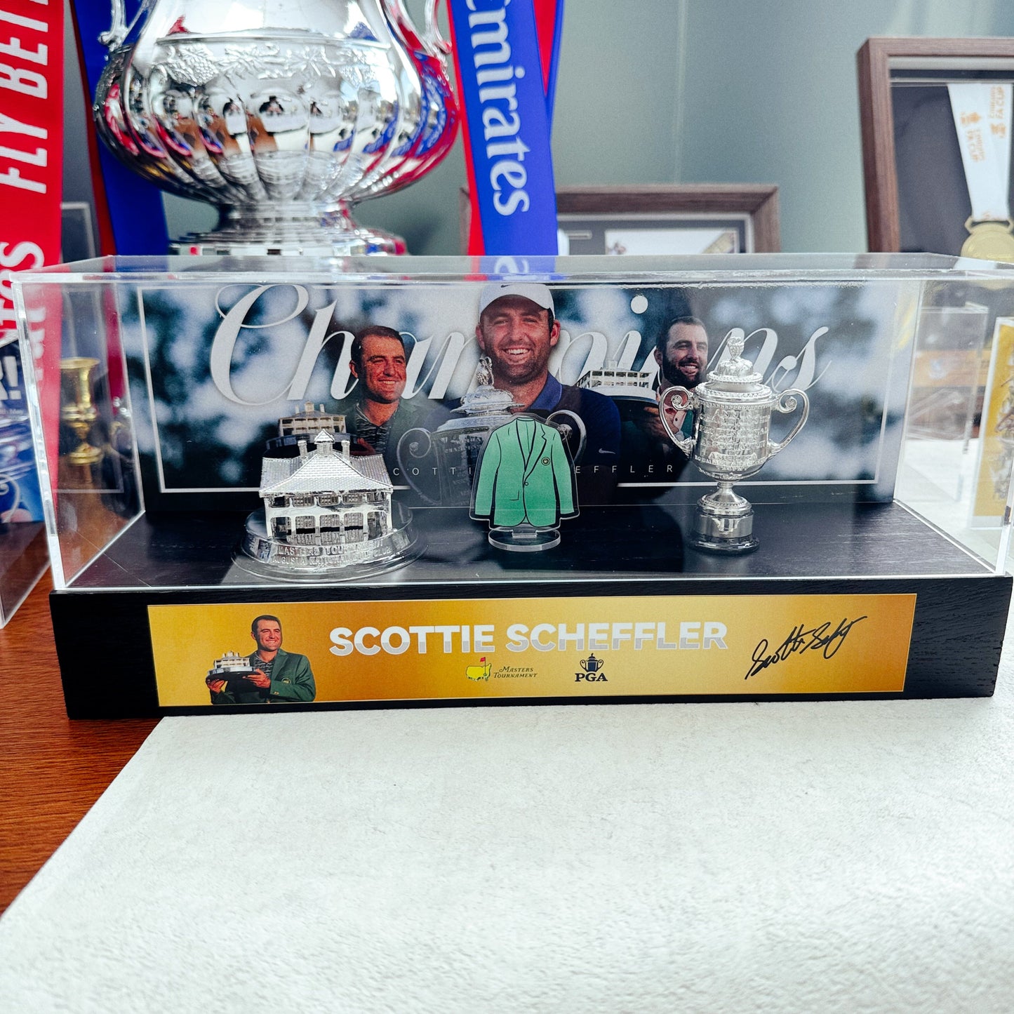 Scottie Scheffler Golf Grand Slam Trophy  Display Case[Trophies Included]
