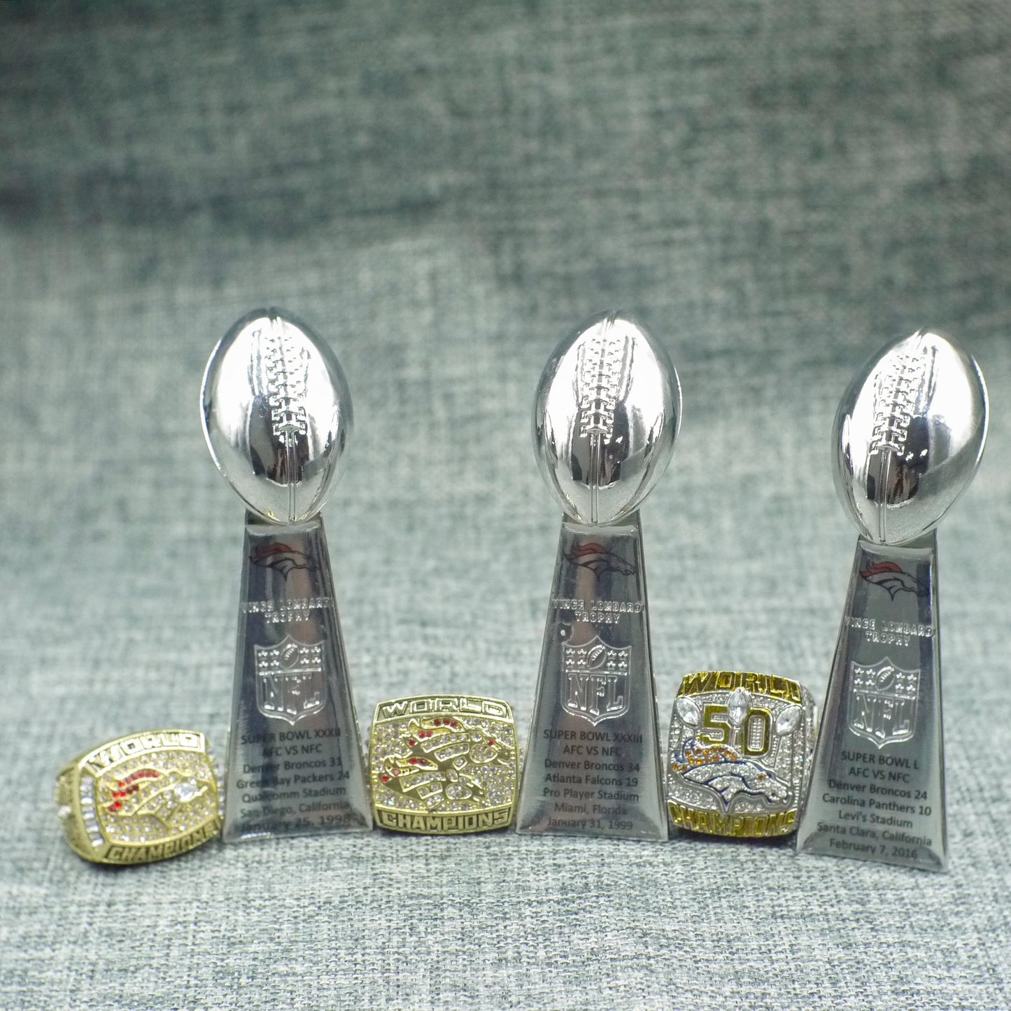 [DENVER BRONCOS ]3 Trophys and 3 Pcs Ring Set + Box NFL