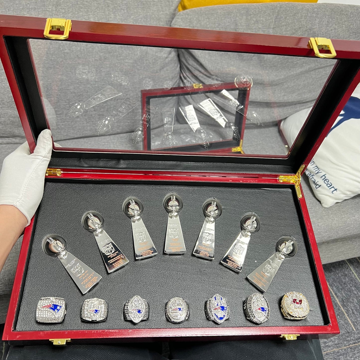 [Tom Brady]NFL 7-pcs Championship Rings And Trophies Set Box Goat Tom Brady MVP